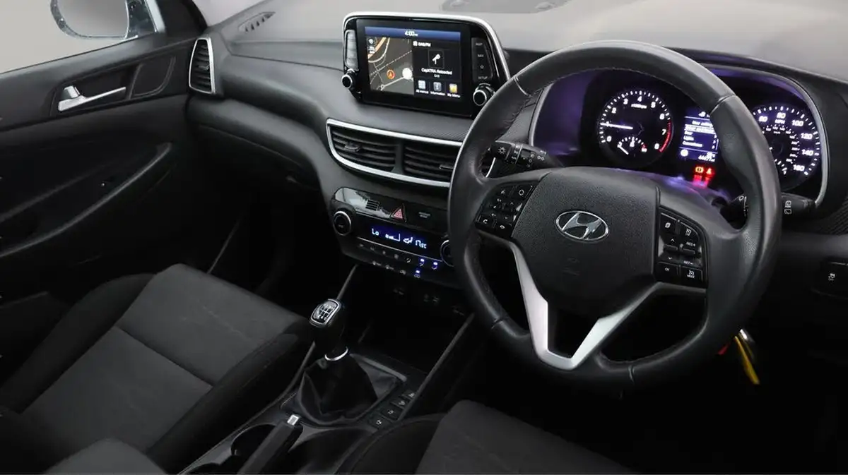 2020-hyundai-tucson-16-gdi-se-nav-big-9