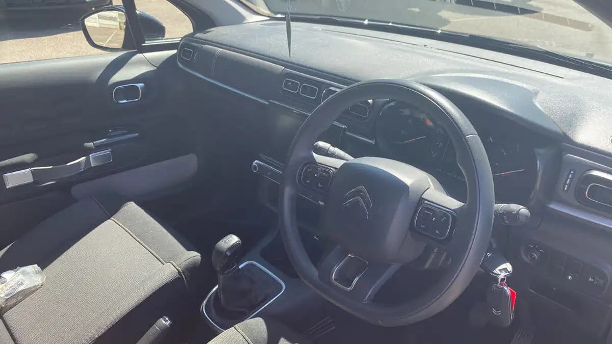 2022-citroen-c3-12-puretech-c-series-edition-83ps-ss-big-10
