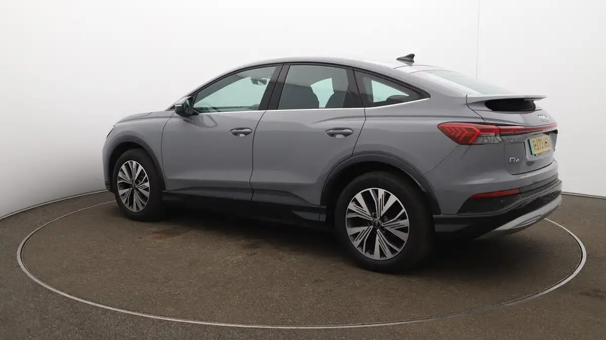 2023-audi-q4-e-tron-50e-sport-station-wagon-big-35