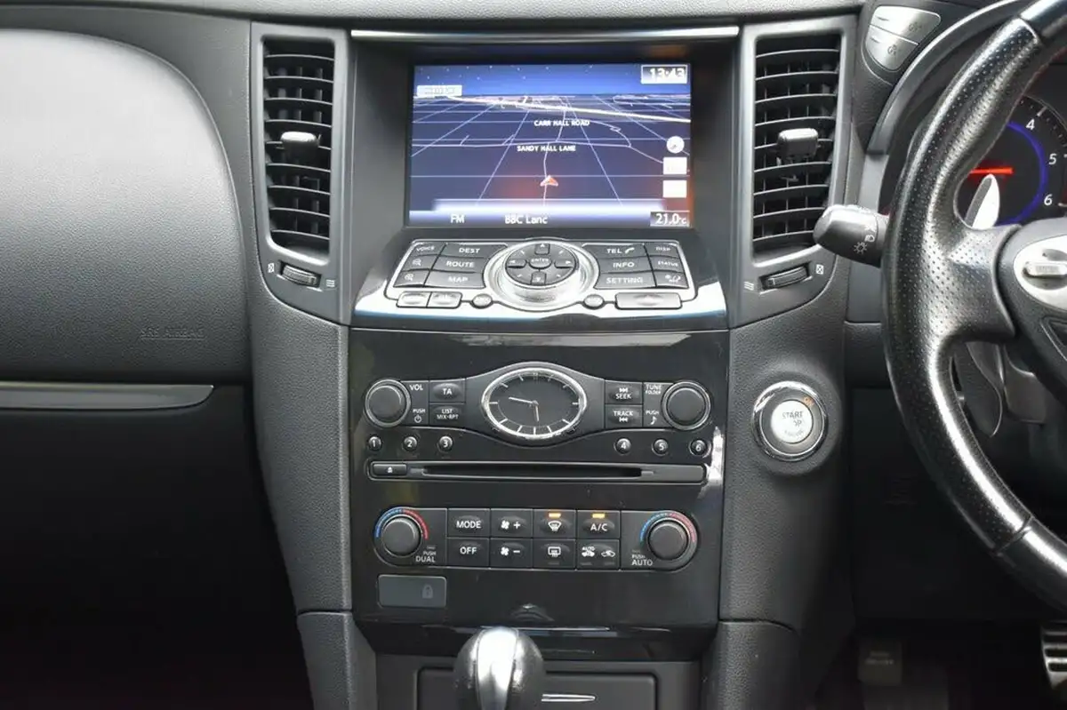 2010-infiniti-fx-50-s-le-big-29