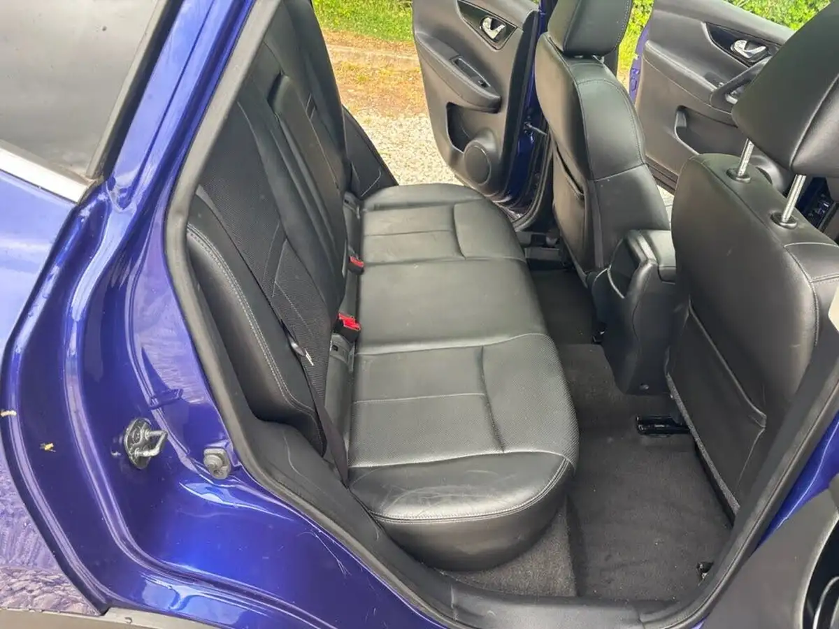 2014-nissan-qashqai-16dci-tekna-big-20
