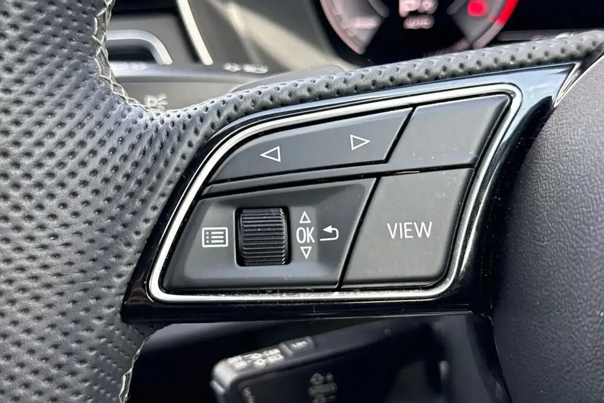 2020-audi-a4-20-35-tdi-s-line-big-24