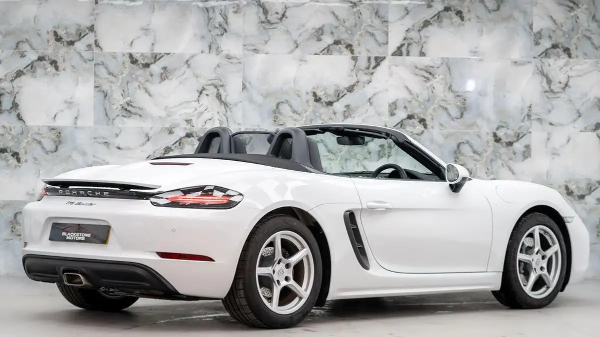 2024-porsche-boxster-718-20-boxster-big-6