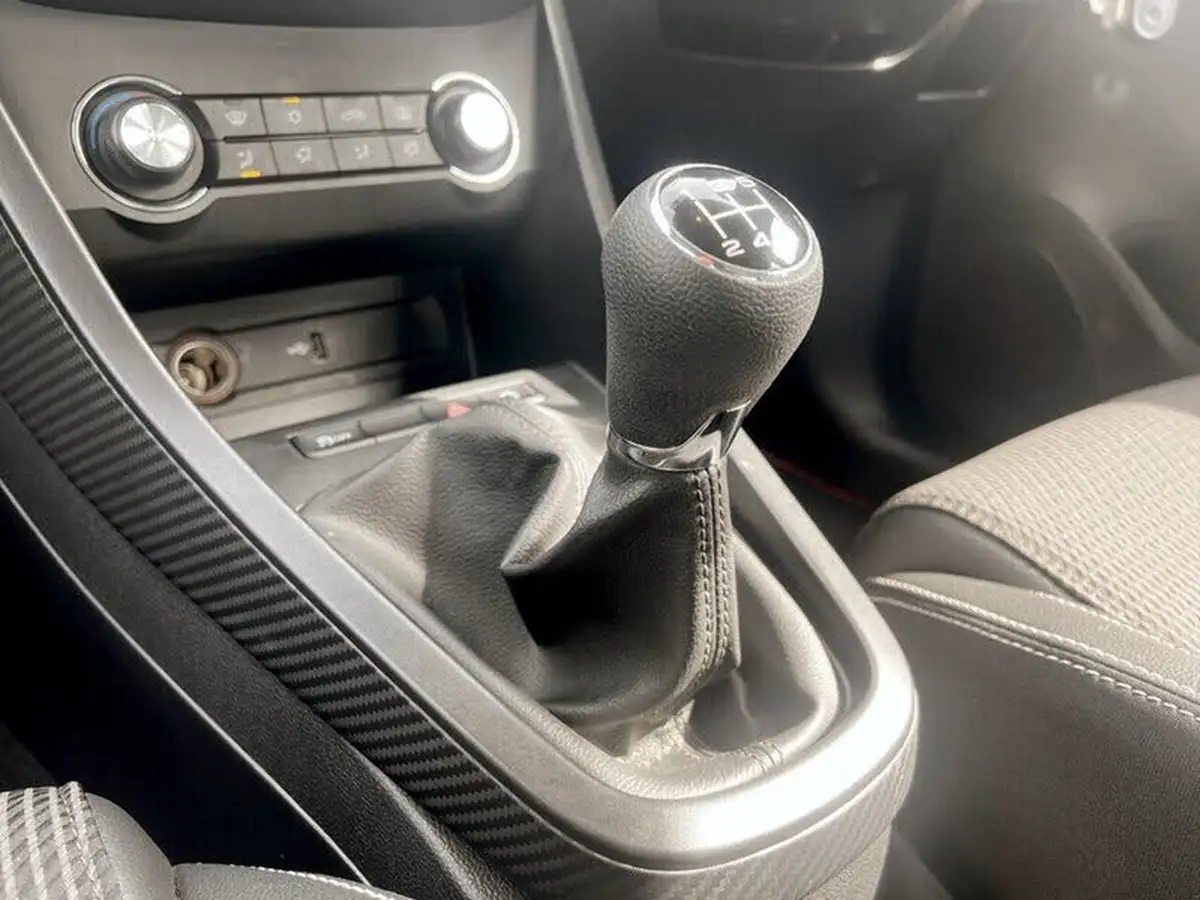 2022-mg-mg3-15-vti-tech-exclusive-nav-big-35