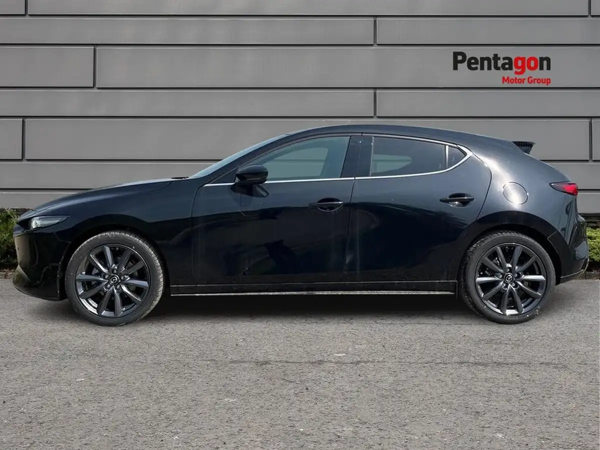 2025-mazda-mazda3-25-e-skyactiv-g-exclusive-line-big-14
