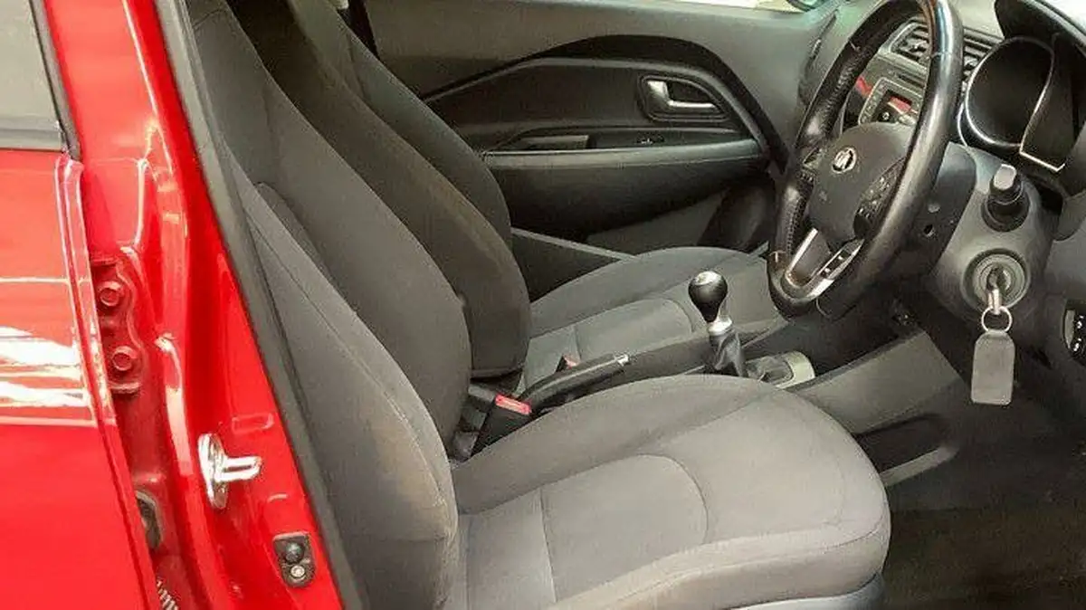 2017-kia-rio-125-se-big-6