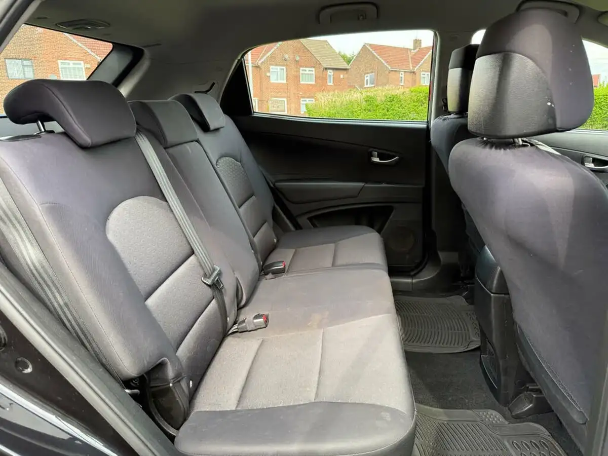 2012-ssangyong-korando-big-9