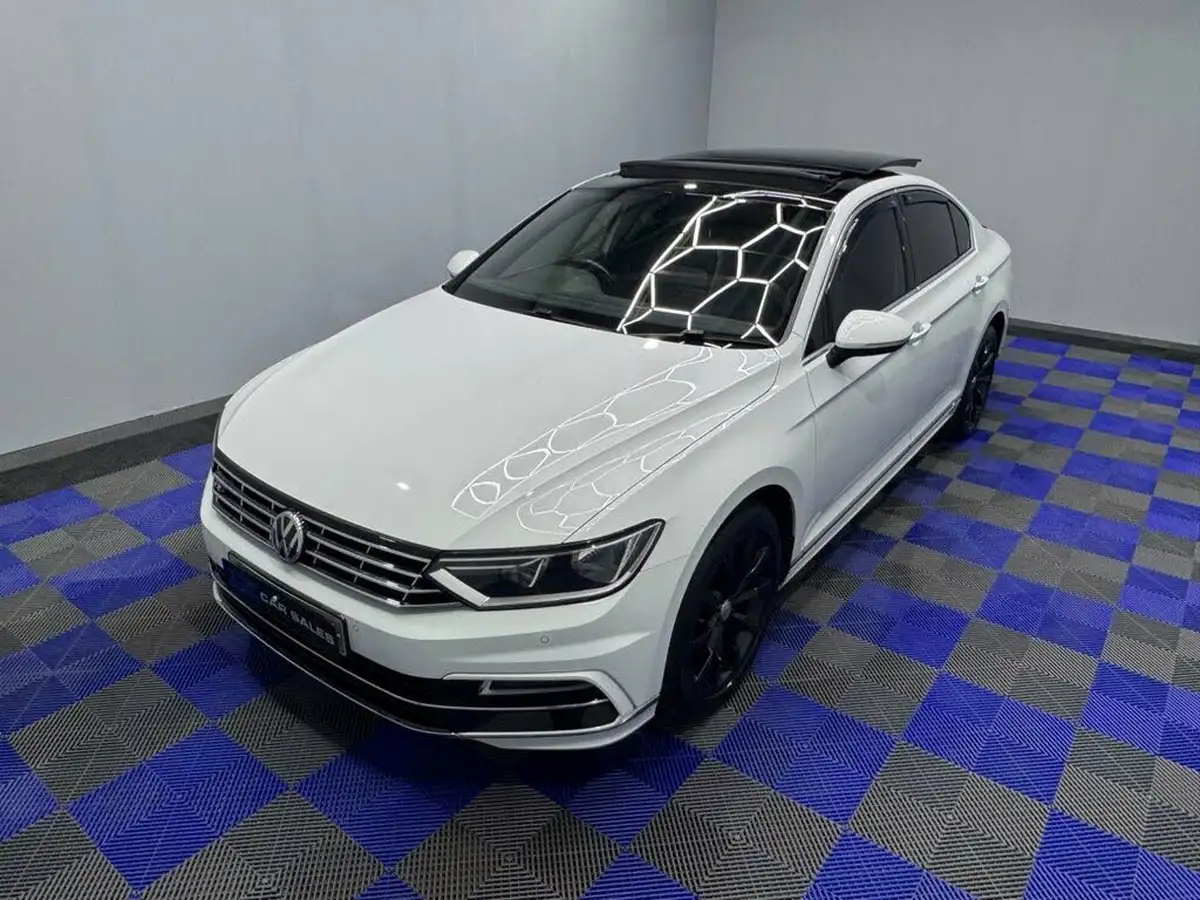 2017-volkswagen-passat-20tdi-r-line-190ps-ss-saloon-4d-big-14