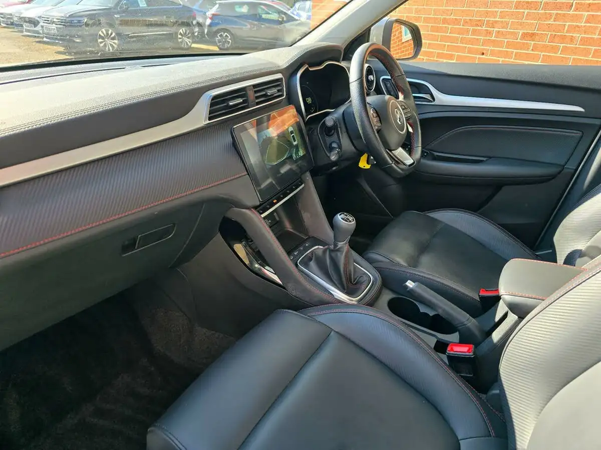 2022-mg-zs-suv-15-vti-tech-exclusive-big-7
