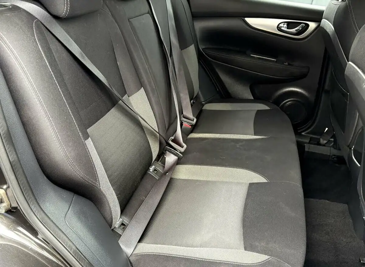 2017-nissan-qashqai-12-dig-t-n-connecta-big-10