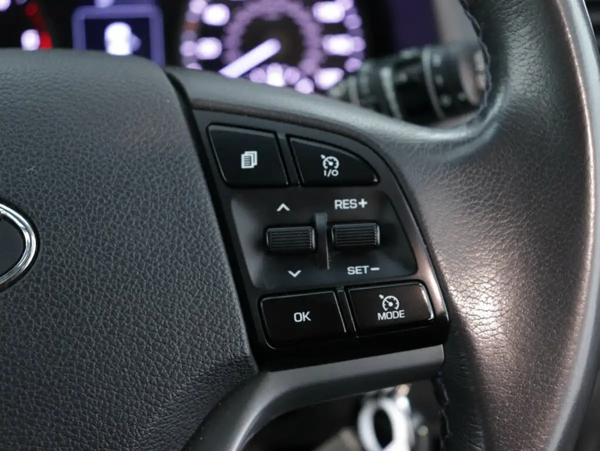 2018-hyundai-tucson-17crdi-blue-drive-se-nav-116ps-big-26