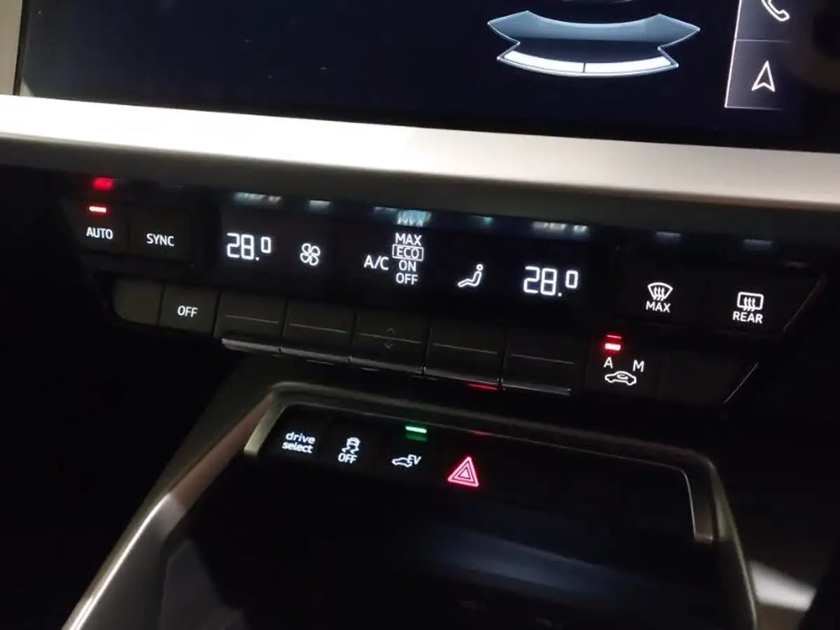 2021-audi-a3-14-40-tfsi-e-s-line-big-14