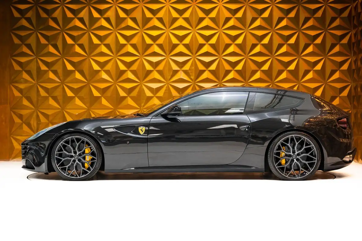 2012-ferrari-ff-63-big-3