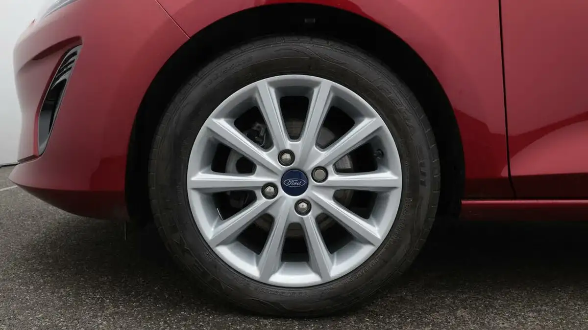 2021-ford-fiesta-10t-titanium-125ps-hybrid-mhev-powershift-big-18