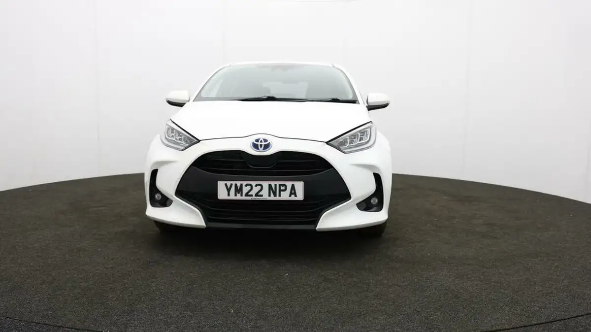 2022-toyota-yaris-15-vvt-i-design-big-47