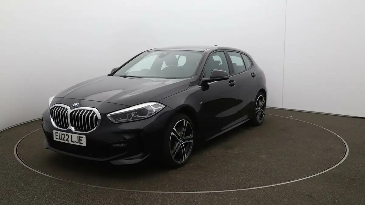 2022-bmw-1-series-15-118i-m-sport-lcp-big-30