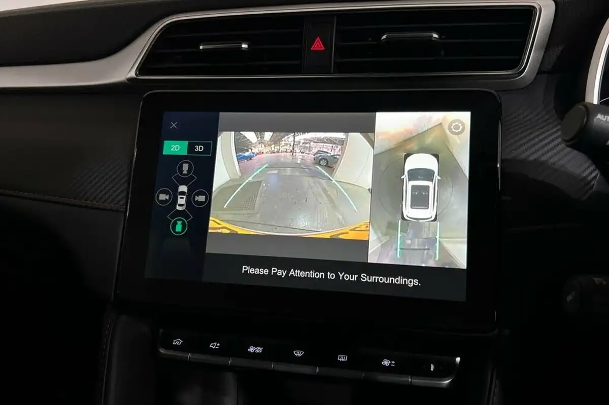 2024-mg-zs-suv-15-vti-tech-exclusive-big-12