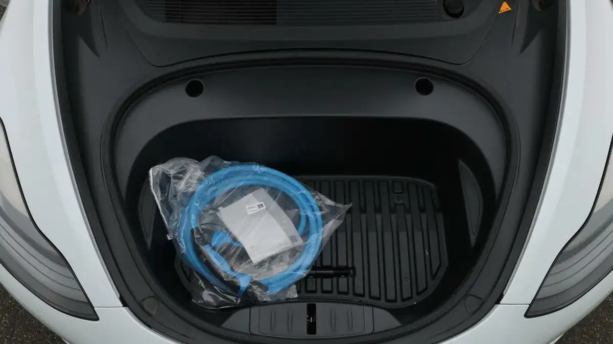 2021-tesla-model-3-e-standard-plus-big-19