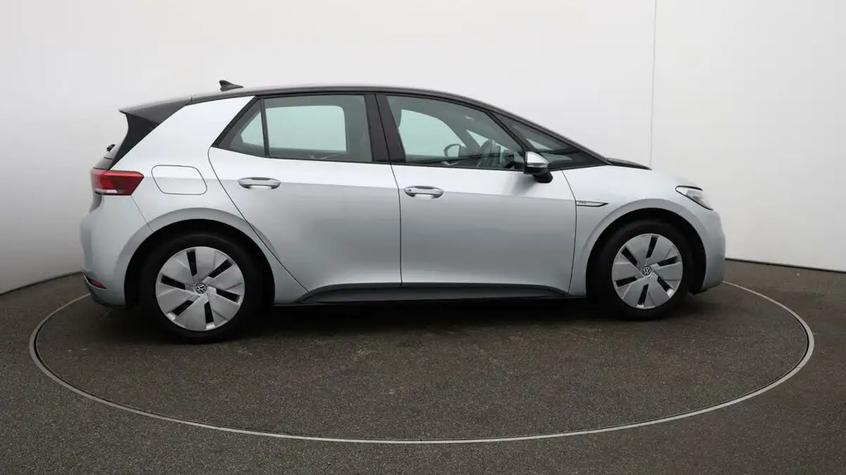 2020-volkswagen-id3-e-life-big-43