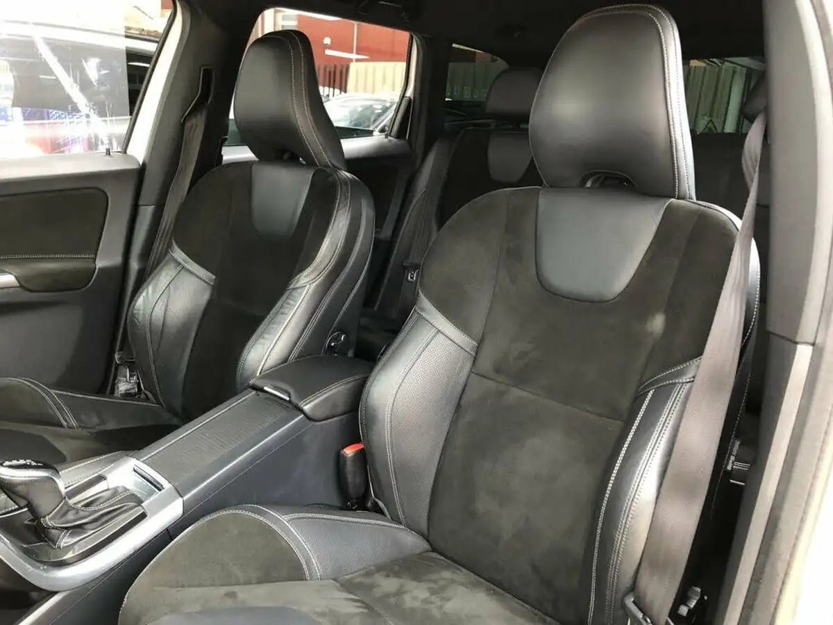 2014-volvo-xc60-24td-d5-r-design-215bhp-geartronic-big-28