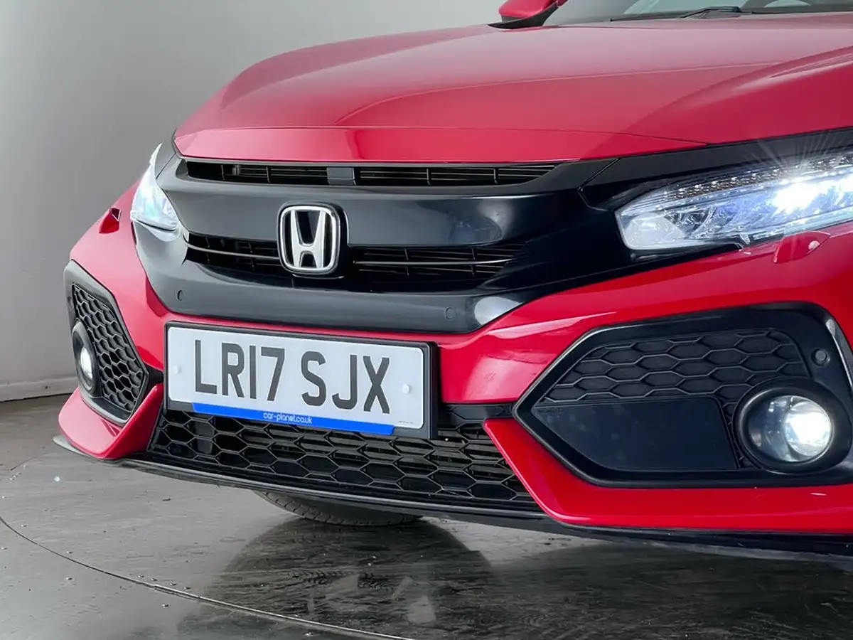 2017-honda-civic-15-vtec-turbo-sport-plus-cvt-big-39