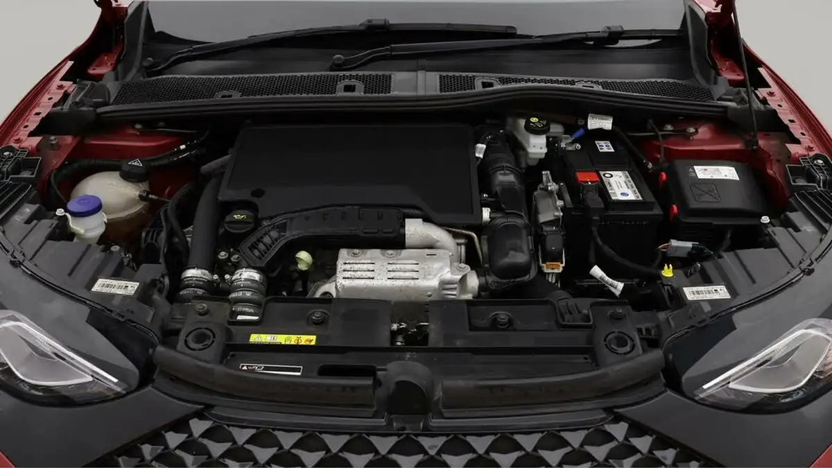 2022-ds-ds-3-crossback-12-puretech-performance-line-130ps-eat8-big-18
