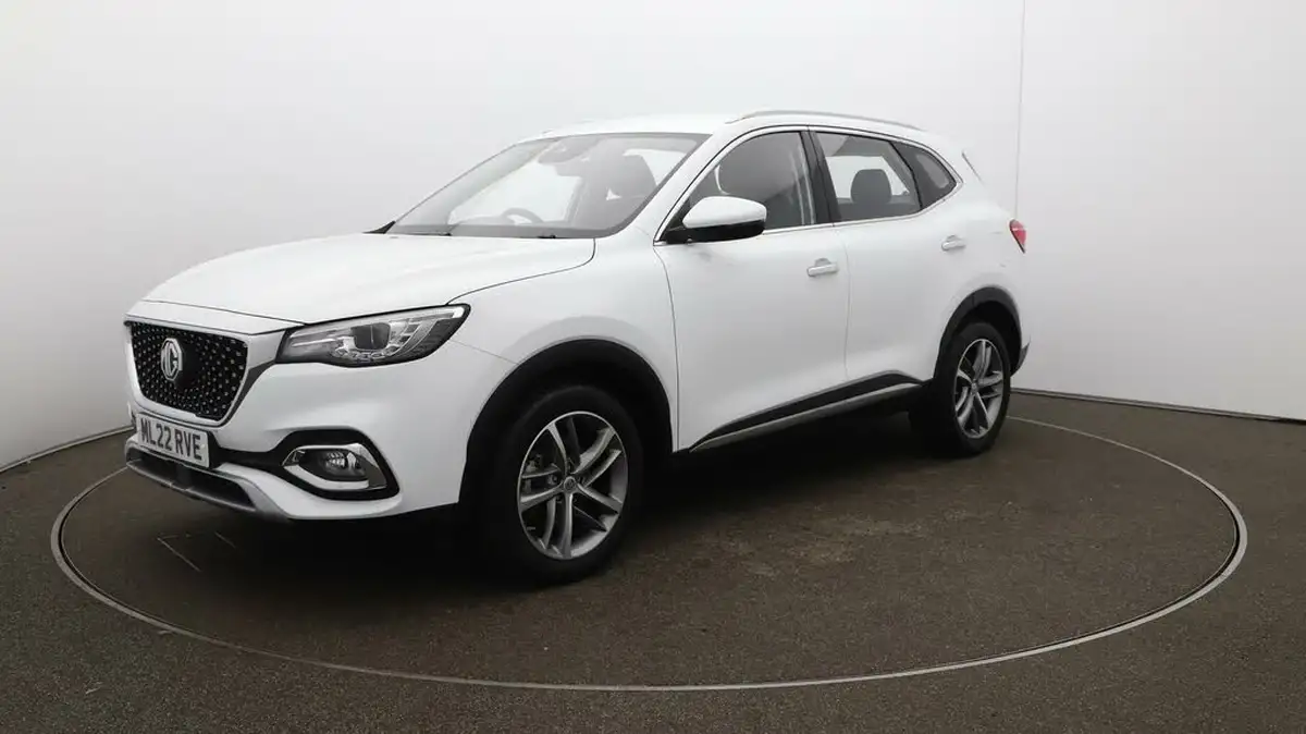 2022-mg-hs-15t-gdi-excite-162ps-big-59