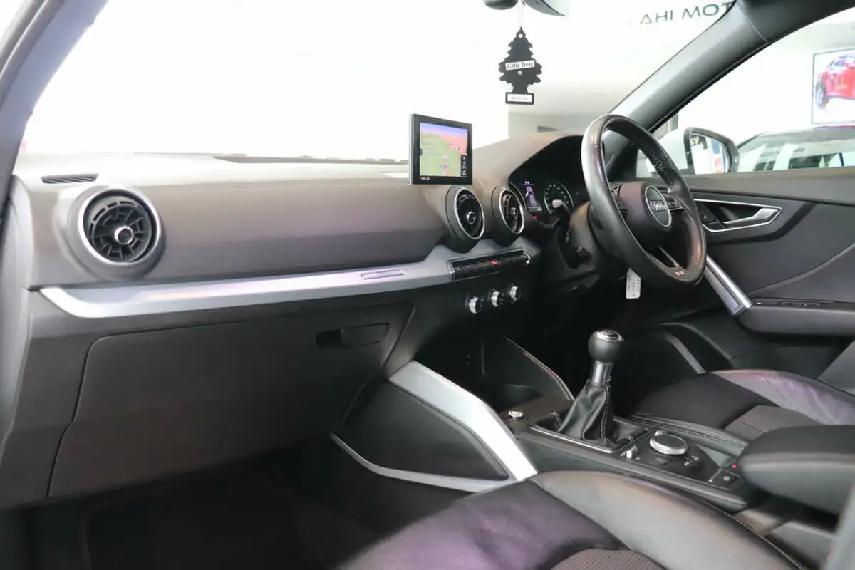 2018-audi-q2-14-tfsi-s-line-big-3