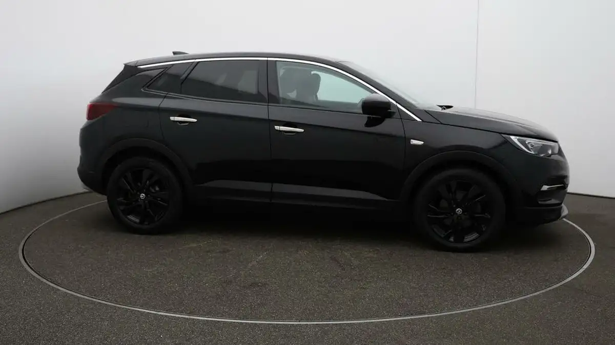 2020-vauxhall-grandland-x-12-sri-nav-big-40