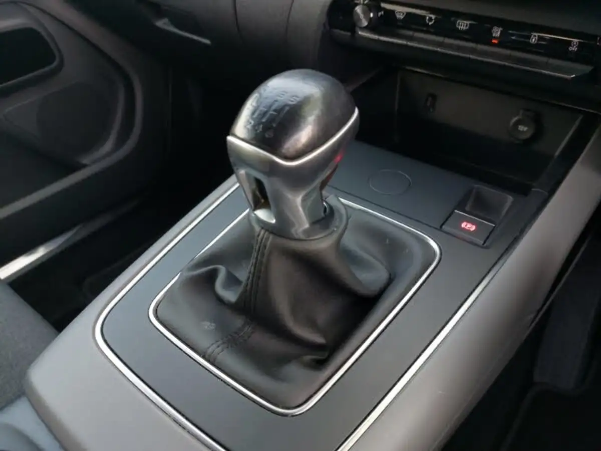 2019-citroen-c5-aircross-12-puretech-flair-big-13