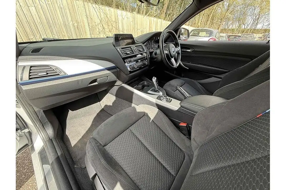 2017-bmw-1-series-15td-116d-m-sport-3d-auto-big-28