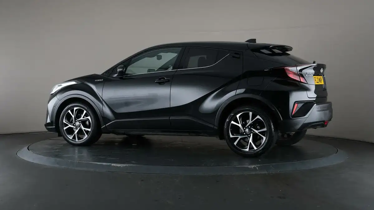 2021-toyota-c-hr-18-vvt-i-design-big-68