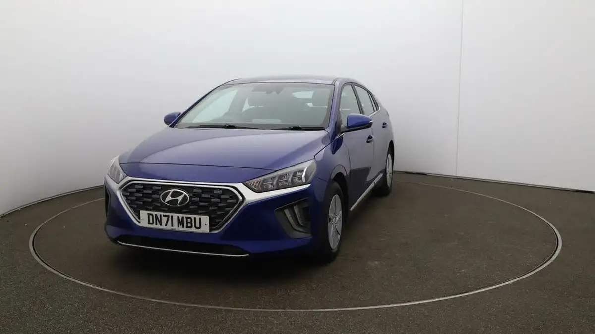 2022-hyundai-ioniq-16-gdi-premium-hybrid-big-29
