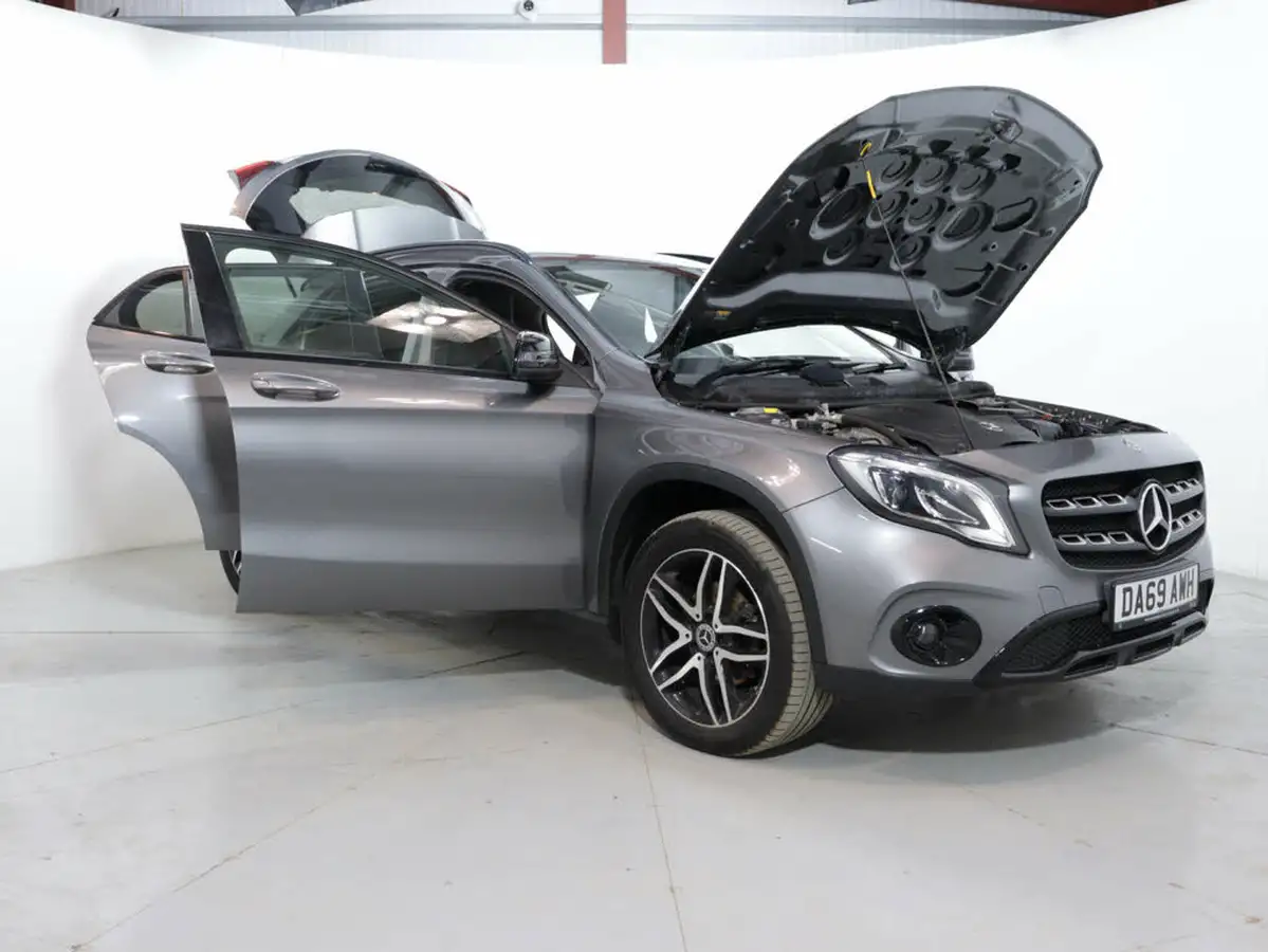 2019-mercedes-benz-gla-class-16-gla-180-urban-edition-big-54