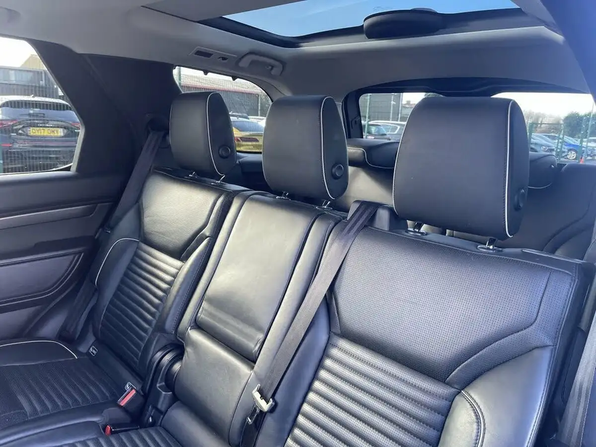 2018-land-rover-discovery-30td6-hse-luxury-big-10