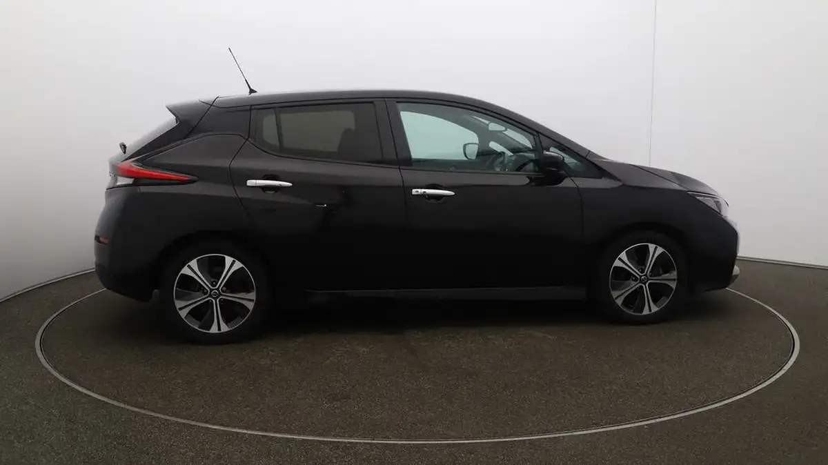 2020-nissan-leaf-e-n-connecta-big-8