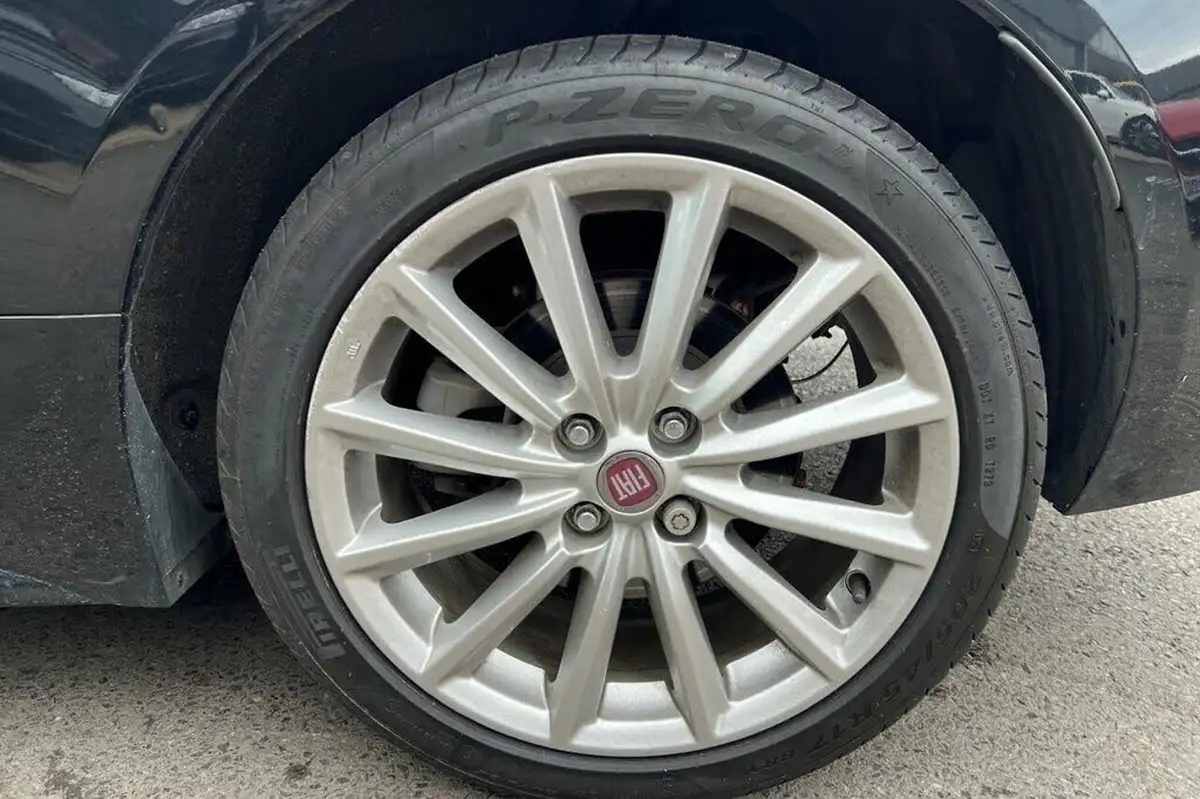 2018-fiat-124-14-multiair-124-spider-lusso-plus-big-25