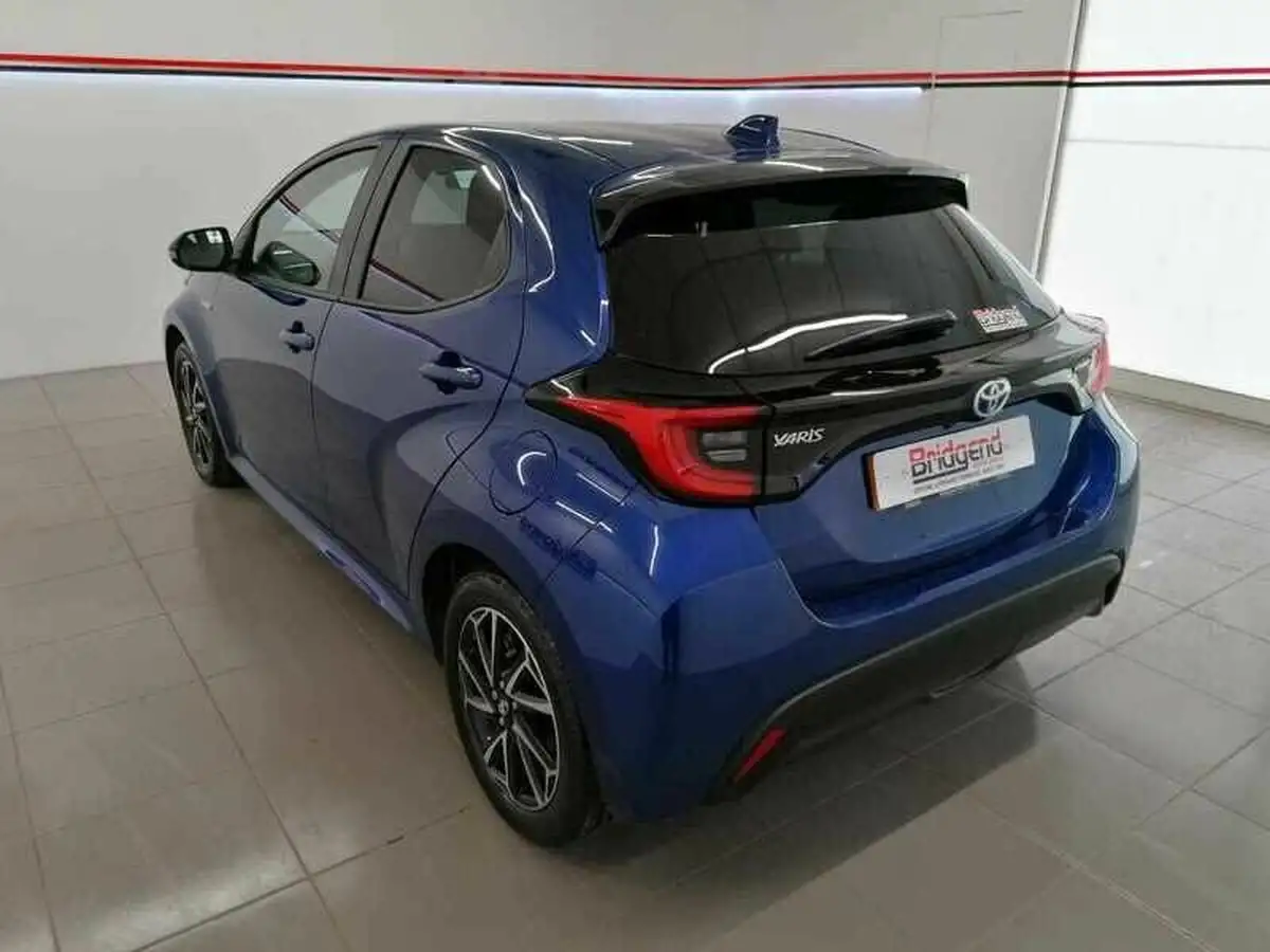 2021-toyota-yaris-15-vvt-i-design-big-3