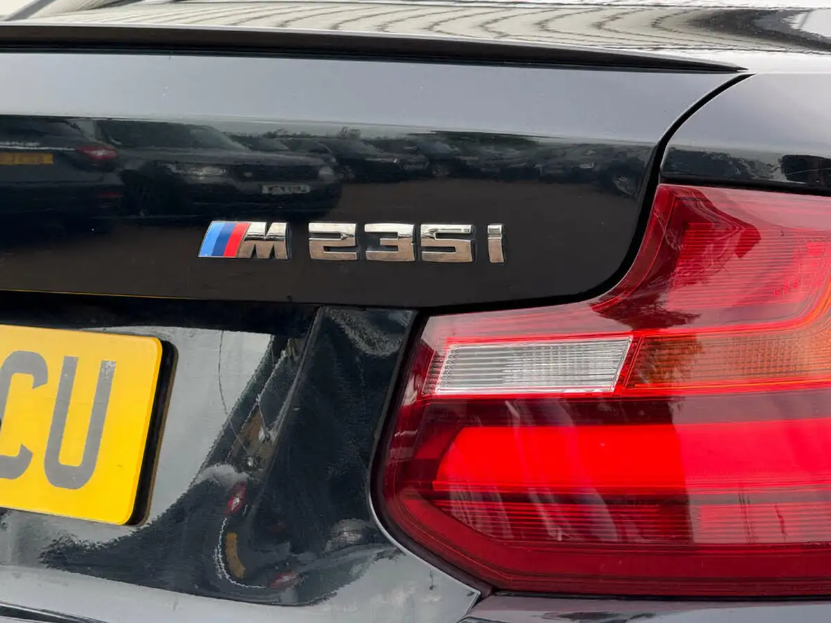 2016-bmw-2-series-30-m235i-coupe-sport-auto-big-21
