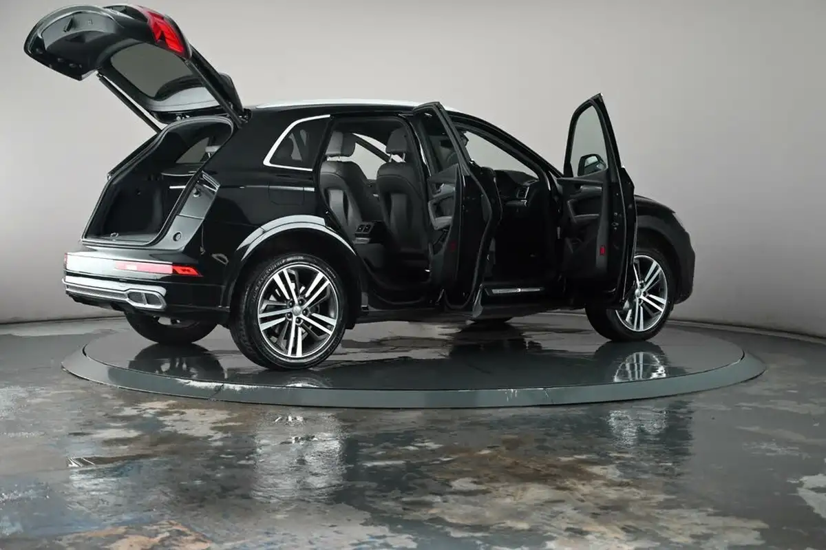 2020-audi-q5-20-55-tfsi-e-s-line-competition-big-53