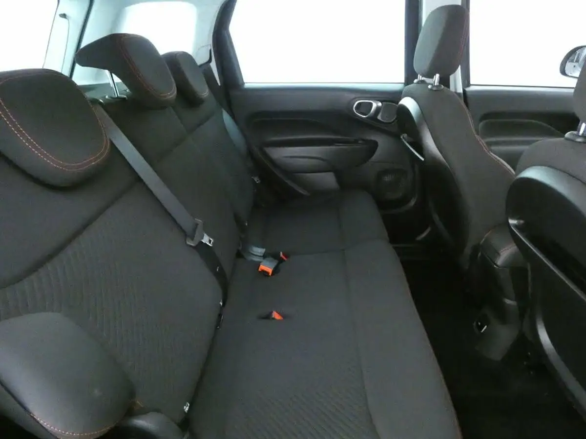 2021-fiat-500l-14-sport-ss-big-15