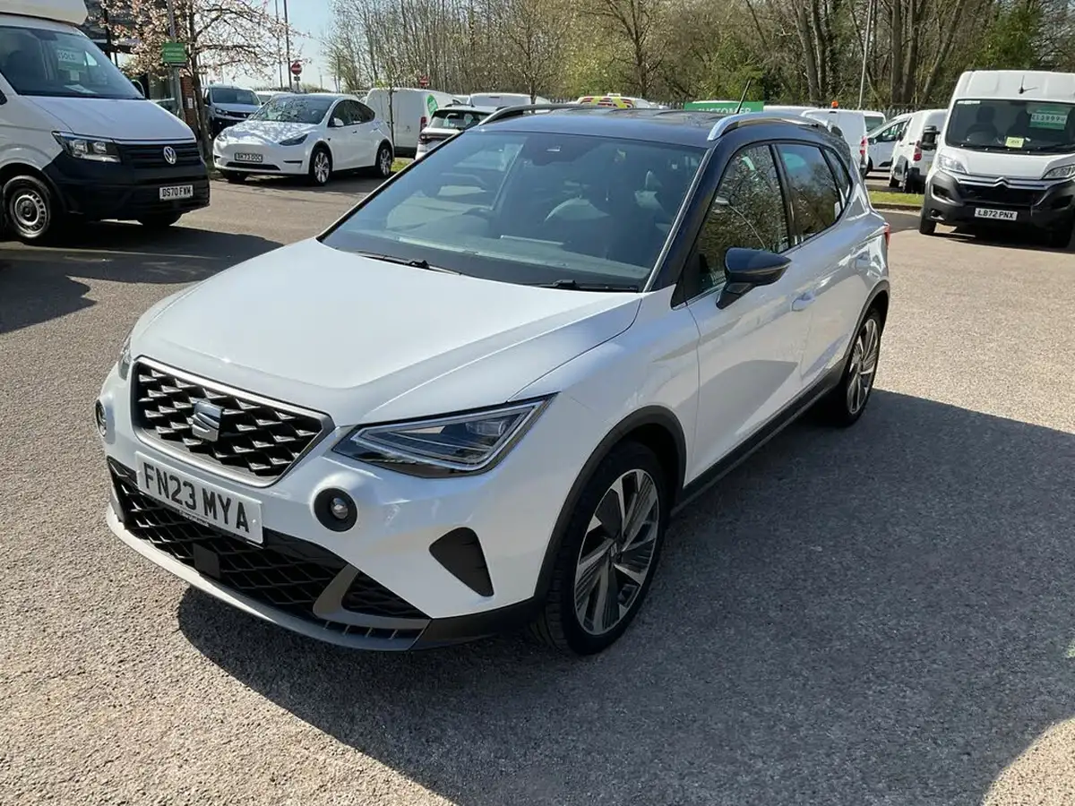 2023-seat-arona-10-tsi-fr-sport-big-3