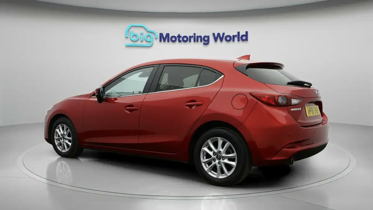 2018-mazda-mazda3-20-se-l-nav-hatchback-5d-auto-big-4