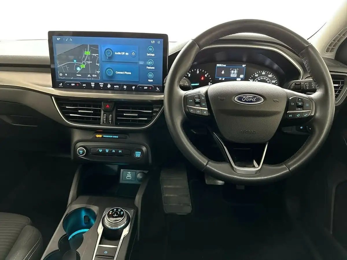 2022-ford-focus-15-titanium-120ps-estate-auto-big-15