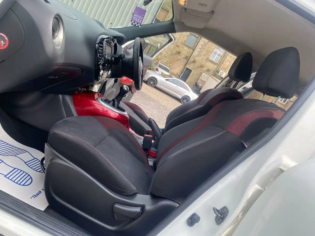 2013-nissan-juke-16-acenta-premium-big-10