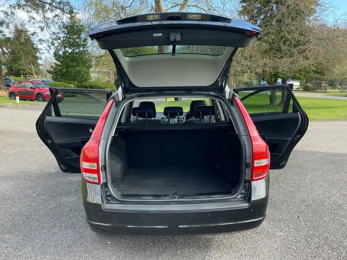 2012-kia-ceed-16td-3-estate-big-16