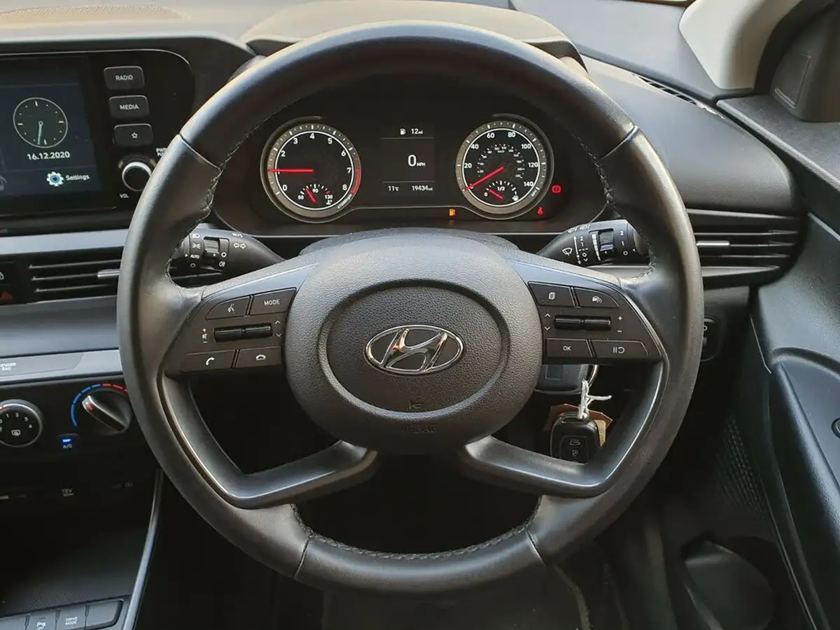 2022-hyundai-i20-10-t-gdi-element-big-13