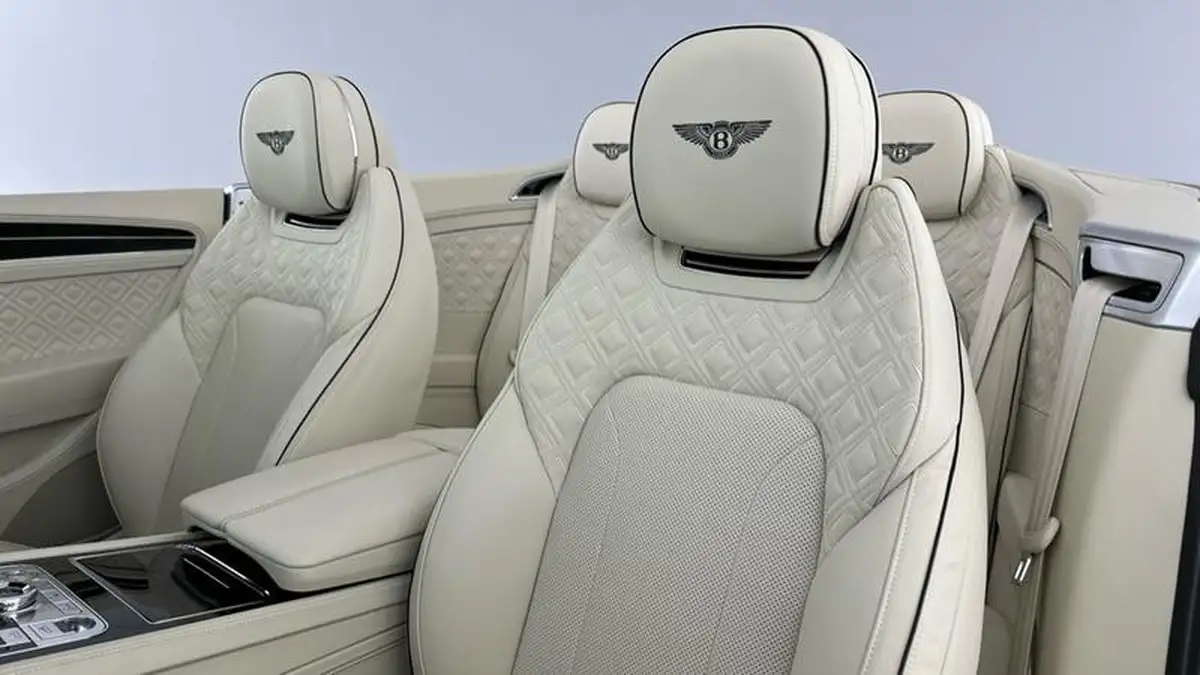 2021-bentley-continental-60-gt-635ps-convertible-big-29