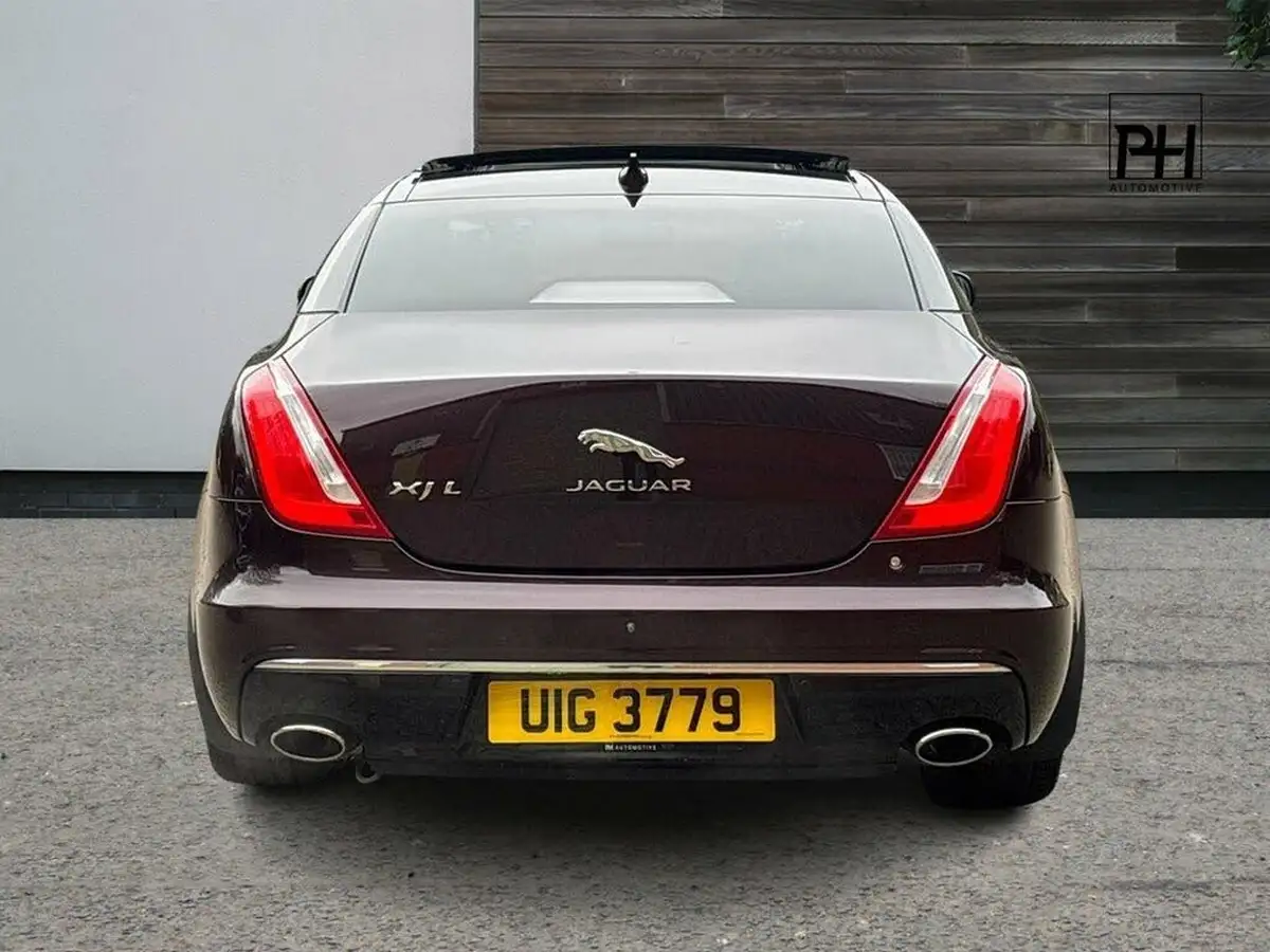 2019-jaguar-xj-series-30td-xj-portfolio-lwb-big-5