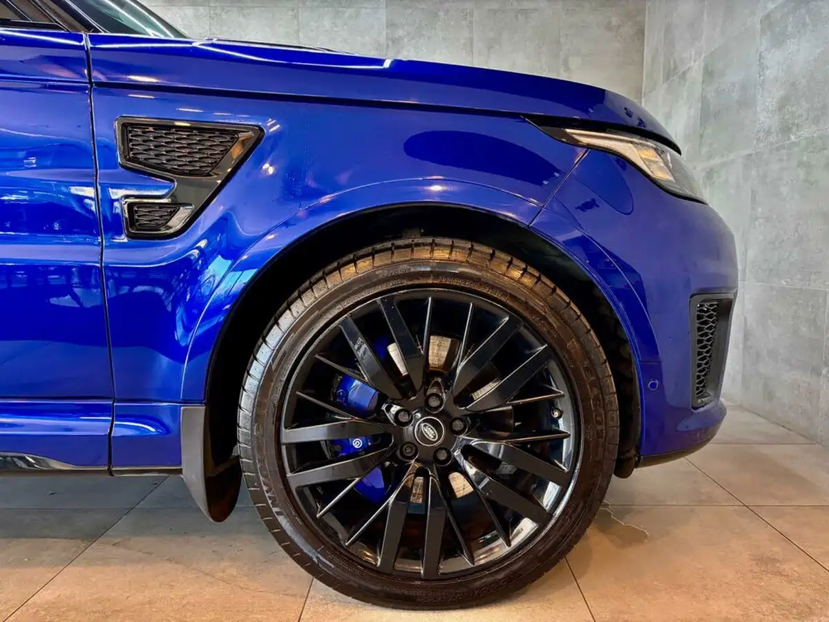2017-land-rover-range-rover-sport-50-v8-svr-big-29